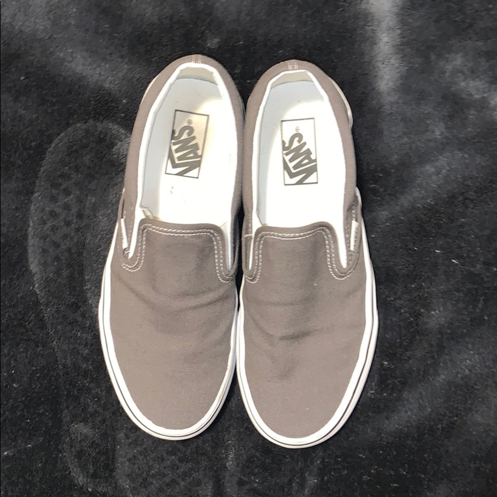 Worn 2 times. Perfect condition